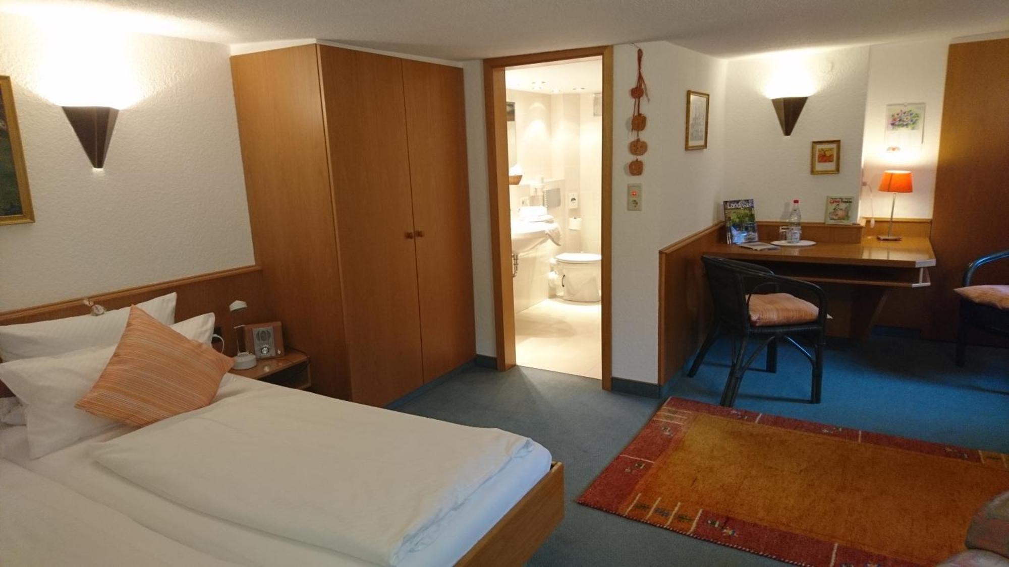 Pension Landhaus Fischer Massweiler المظهر الخارجي الصورة